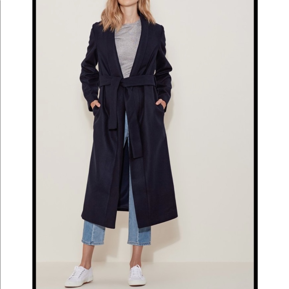 The Fifth Label In Motion Coat - Navy